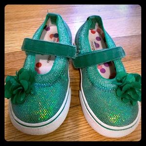 Green SPARKLE tennis shoes